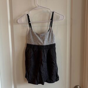 lululemon athletica Striped Gray & Black Sleeveless workout top Size 2